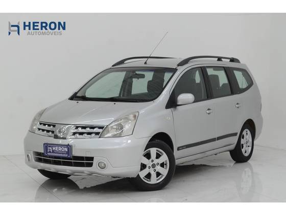 NISSAN GRAND LIVINA 1.8 SL 16V FLEX 4P AUTOMÁTICO NISSAN GRAND LIVINA 1.8 SL 16V FLEX 4P AUTOMÁTICO